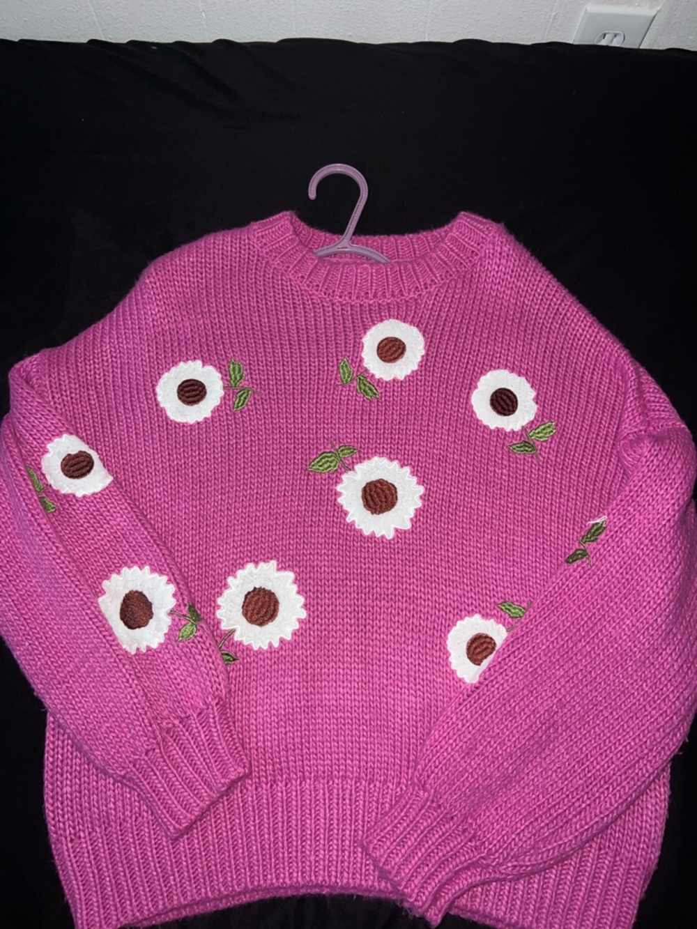 Woman Pink Floral Knit Crewneck Sweater